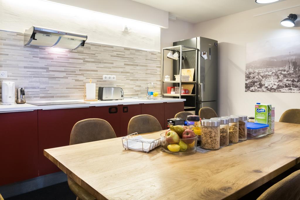 Barcelona & You Hostel Sagrada Familia Εξωτερικό φωτογραφία